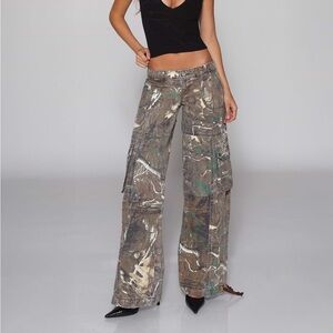 REVICE Amelia camo cargo pants